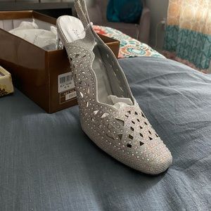 John Fashion Silver Rhinestone & Sequin Glass Heel Size 10M. Preowned, excellent